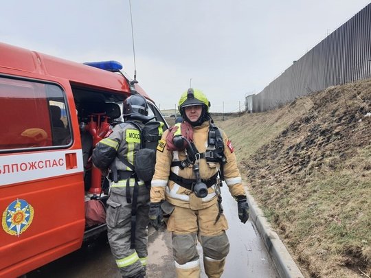 🔥 Огнеборцы потушили условный пожар на складе холодильного оборудования! 

🏭 11 марта в городском округе Фрязино прошли масштабные пожарно-тактические учения